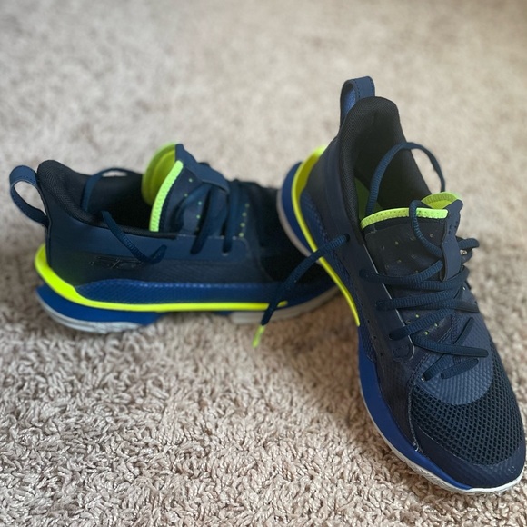 Under Armour Curry 7 Dub Nation Basketball Shoes - Picture 2 of 7